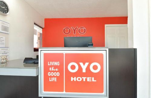 Valdosta Hotel | Hotel O Valdosta GA I-75 near Mall-University