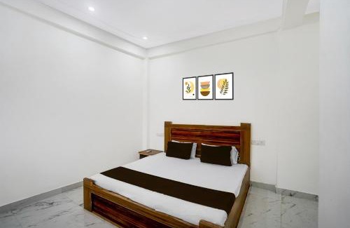 Soraon Hotel | Hotel O Vrindavan Gardan & Hotel