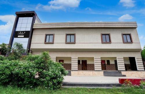Mathura Hotel | Hotel O Yamuna Riverview Formerly Swyamwar Resort