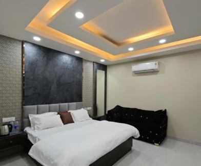 New Delhi House | Hotel Occasion Inn