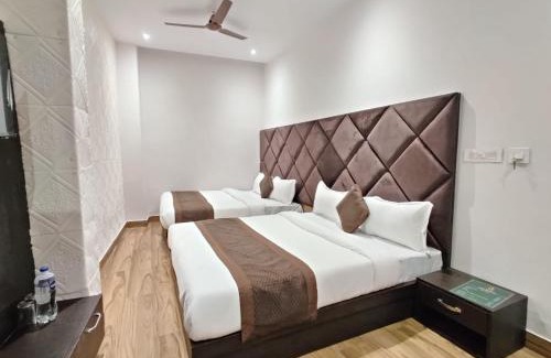 Amritsar Hotel | Hotel OM Near Jallianwala Bagh