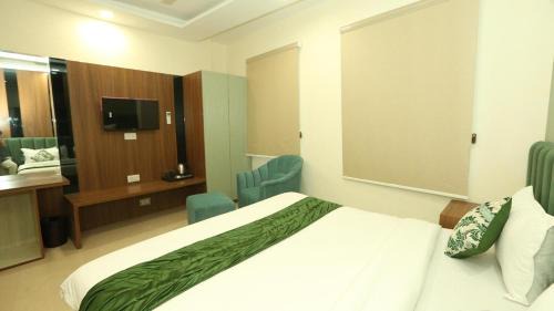 Amritsar Hotel | Hotel OM Near Jallianwala Bagh