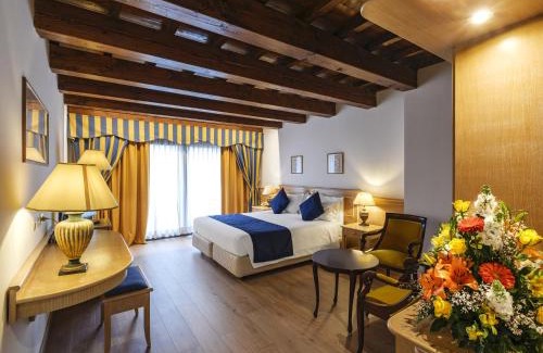 Ferrara Hotel | Hotel Orologio