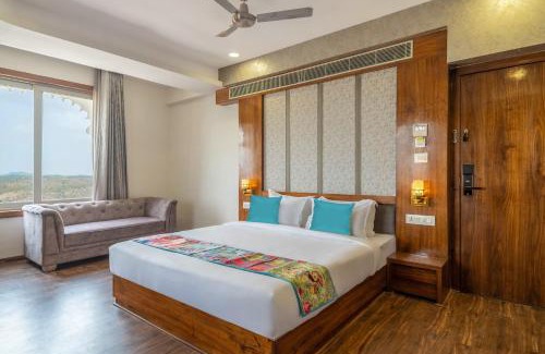 Udaipur Hotel | Hotel Paandora Grand,Udaipur