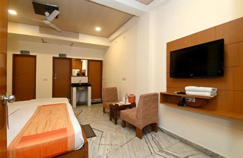 Sindhi Camp Hotel | Hotel Paradise Continental
