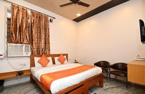 Sindhi Camp Hotel | Hotel Paradise Continental