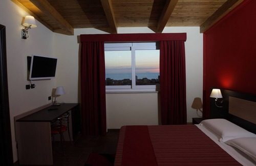 Falerna Hotel | Hotel Paradiso
