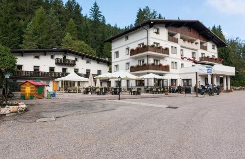 Sarnonico Hotel | Hotel Paradiso