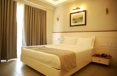 Mahe Hotel | HOTEL PEARL MAHE