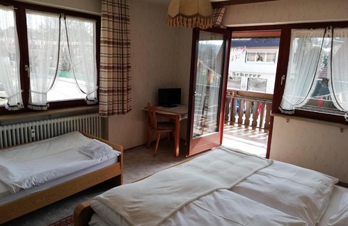 Roetenbach Hotel | Hotel-Pension Zum Bierhaus