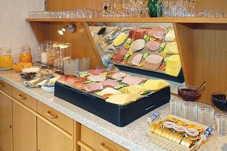 Esens Hotel | Hotel-Pension Altes Siel