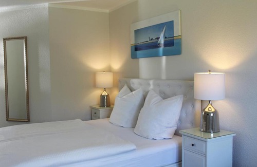 Bad Doberan House | Hotel-Pension Am Fuchsberg