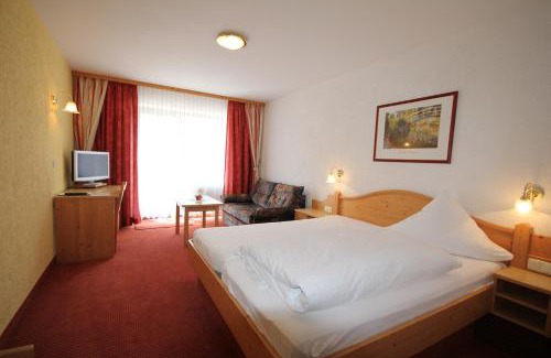 Roding House | Hotel Pension Fleischmann