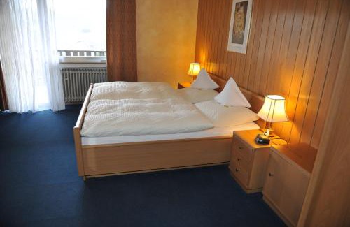 Hellenthal House | Hotel Pension Haus Berghof