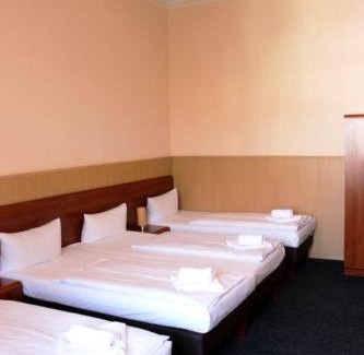 Wilmersdorf Hotel | Hotel-Pension Rheingold am Kurfürstendamm