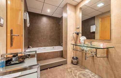 Vilafranca del Penedes Hotel | Hotel Pere III el Gran