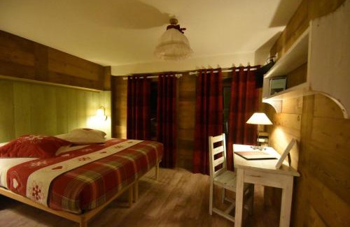 Valnontey Hotel | Hotel Petit Dahu - Chambres et Restaurant
