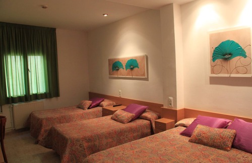 Santa Coloma de Farners Hotel | Hotel Pinxo