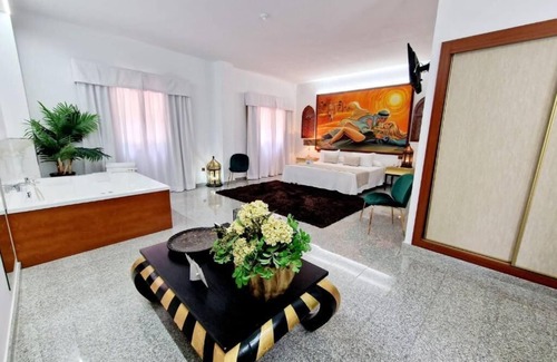 Campanillas Hotel | Hotel Plaza del Castillo