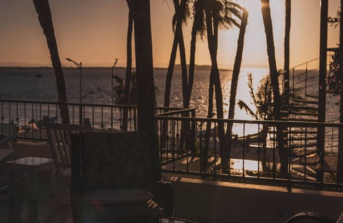 Colina del Sol Apartment | Hotel Posada de las Flores. Junior suite 510, luxury and confort on the malecon
