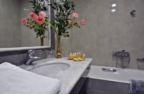 Skopelos Hotel | Hotel Prince Stafilos