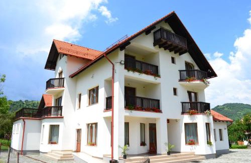 Moieciu Hotel | Hotel Rabbit Bran