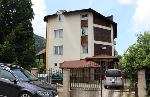 Sapareva Banya Hotel | Hotel Radi