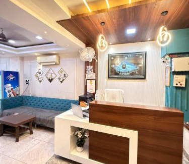 Ujjain Hotel | Hotel Raghuveera Palace
