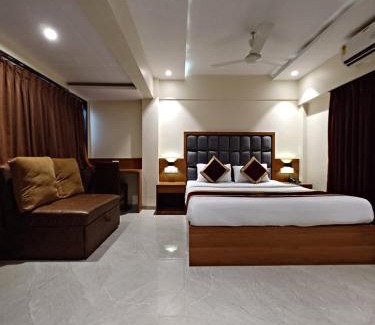 Chakala Hotel | Hotel Ratna Mahal