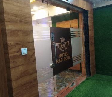 Vadodara Hotel | Hotel Red Rose