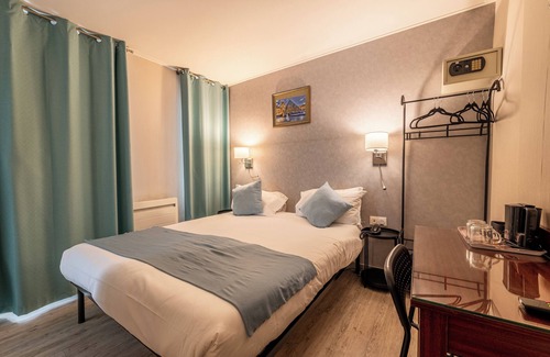 Combat Hotel | Hotel Relais Bergson
