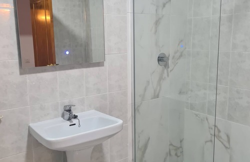 Arcos de la Frontera Hotel | Hotel Restaurante El Lago