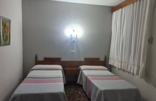 Arcos de la Frontera Hotel | Hotel Restaurante El Lago