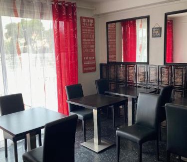 Fitou Hotel | HOTEL RESTAURANT Chez Nous
