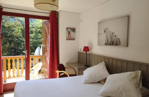 Allos Hotel | Hotel Restaurant La Source