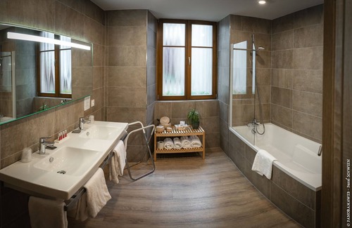 Riquewihr Hotel | Hotel Restaurant Saint Nicolas