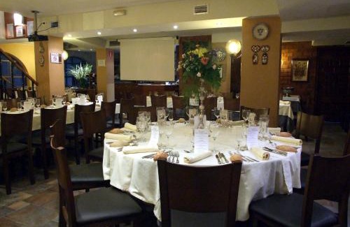 Alagon Hotel | Hotel Restaurante Los Angeles