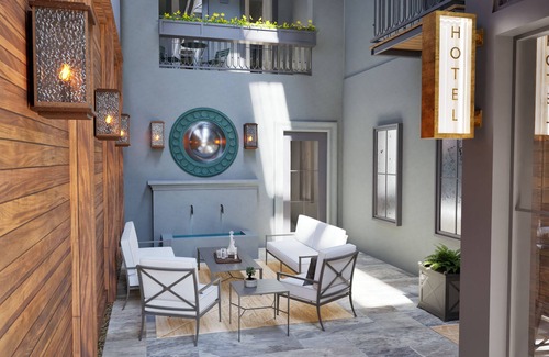 Charleston Historic District Apartment | Hotel Richemont Brickell Suite 202