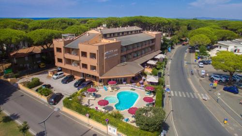 Marina di Bibbona Hotel | Hotel Riva dei Cavalleggeri
