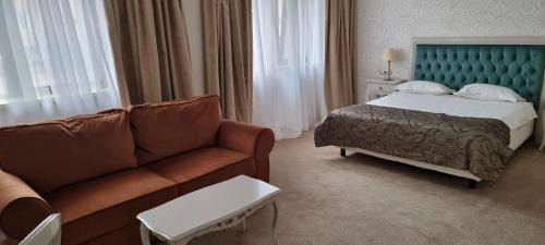 Roman Hotel | Hotel Roman by Dumbrava Business Resort