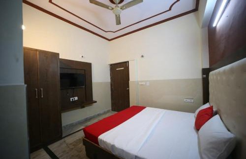Agra Hotel | Hotel Rose18