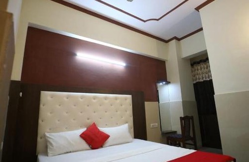 Agra Hotel | Hotel Rose18