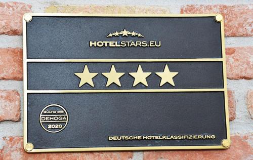 Dueren Hotel | Hotel Rotes Einhorn *