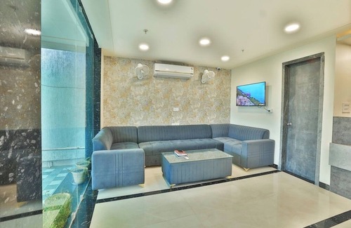 Malviya Nagar Hotel | Hotel Royal Ocean Prime