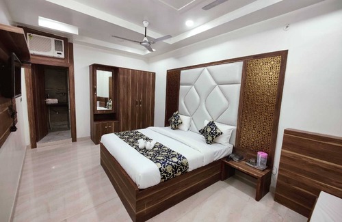 Aligarh Hotel | Hotel Royal Vrindavan