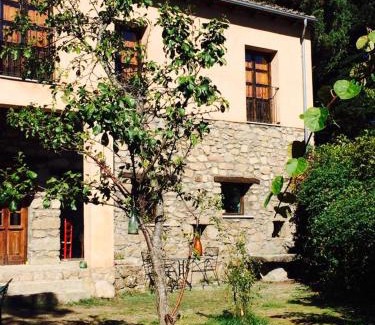 Puerto de Bejar House | Hotel rural El Jardin del Conde