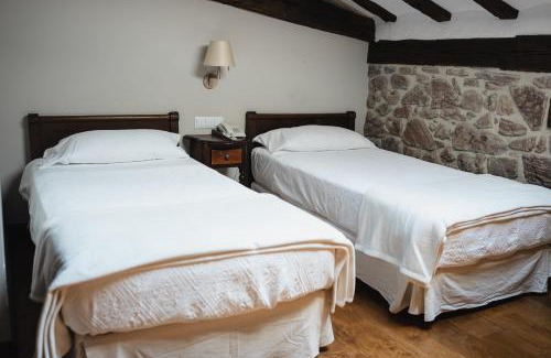 Mues Hotel | Hotel Rural LATORRIÉN DE ANE