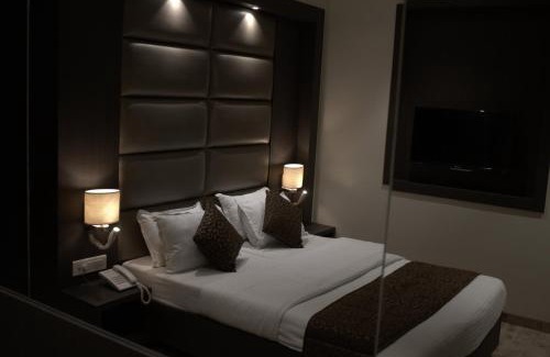 Thane West Hotel | Hotel Sai Sanidhya