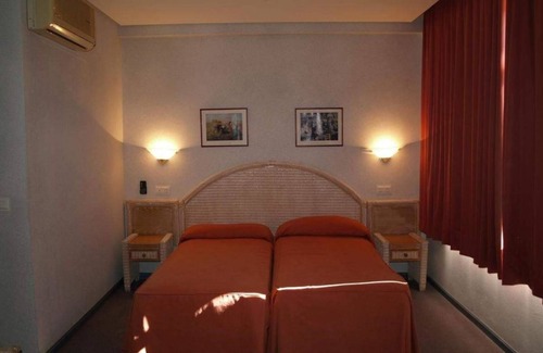 Alcala de los Gazules Hotel | Hotel San Jorge