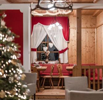 Mestriago Hotel | Hotel Sasso Rosso